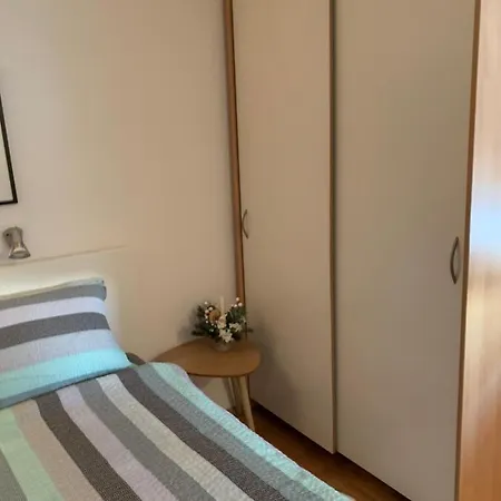 Sarmantni Apartman Malecka 2 Zagreb Exterior photo